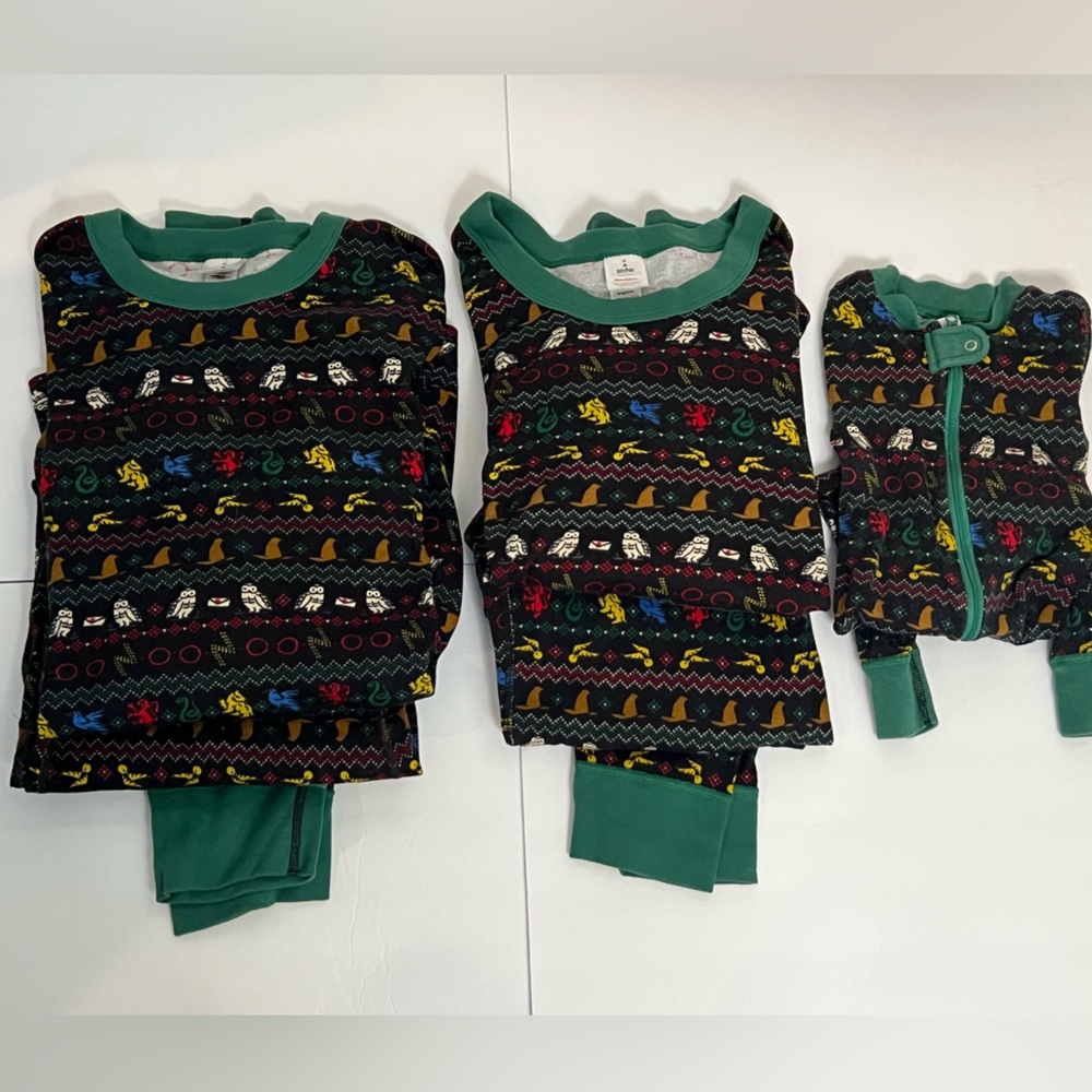 HANNA ANDERSSON Harry Potter Christmas Family Pajamas Set XL, Medium & 18-24 Mo.
